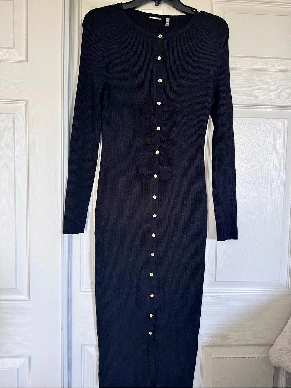 Elie Tahari Ribbed Button-Front Midi Dress